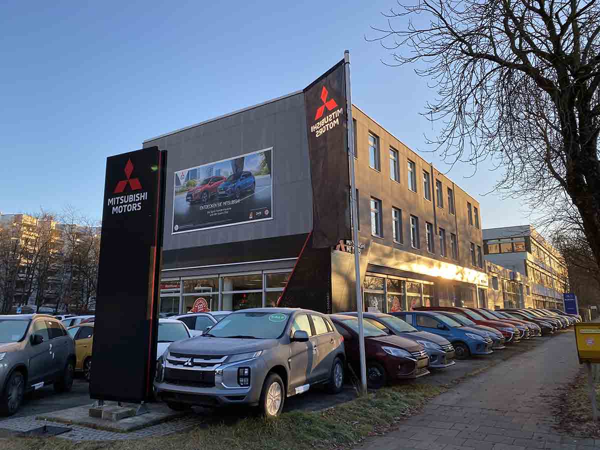 Autohandel Mitsubishi Autohaus Radlmaier Autohandel Mitsubishi Neu- und Gebrauchtwagen
